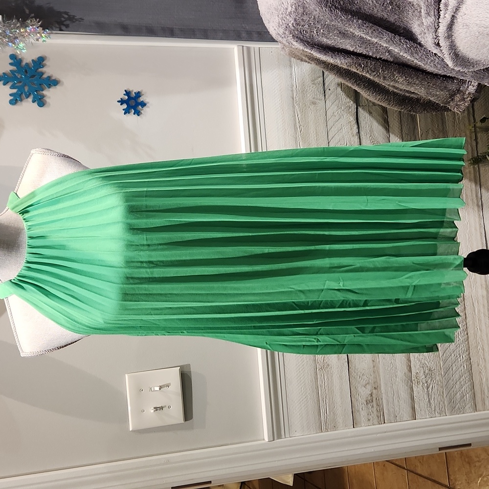 NWT LLove Women's sz S Pleated Mini lined Dress